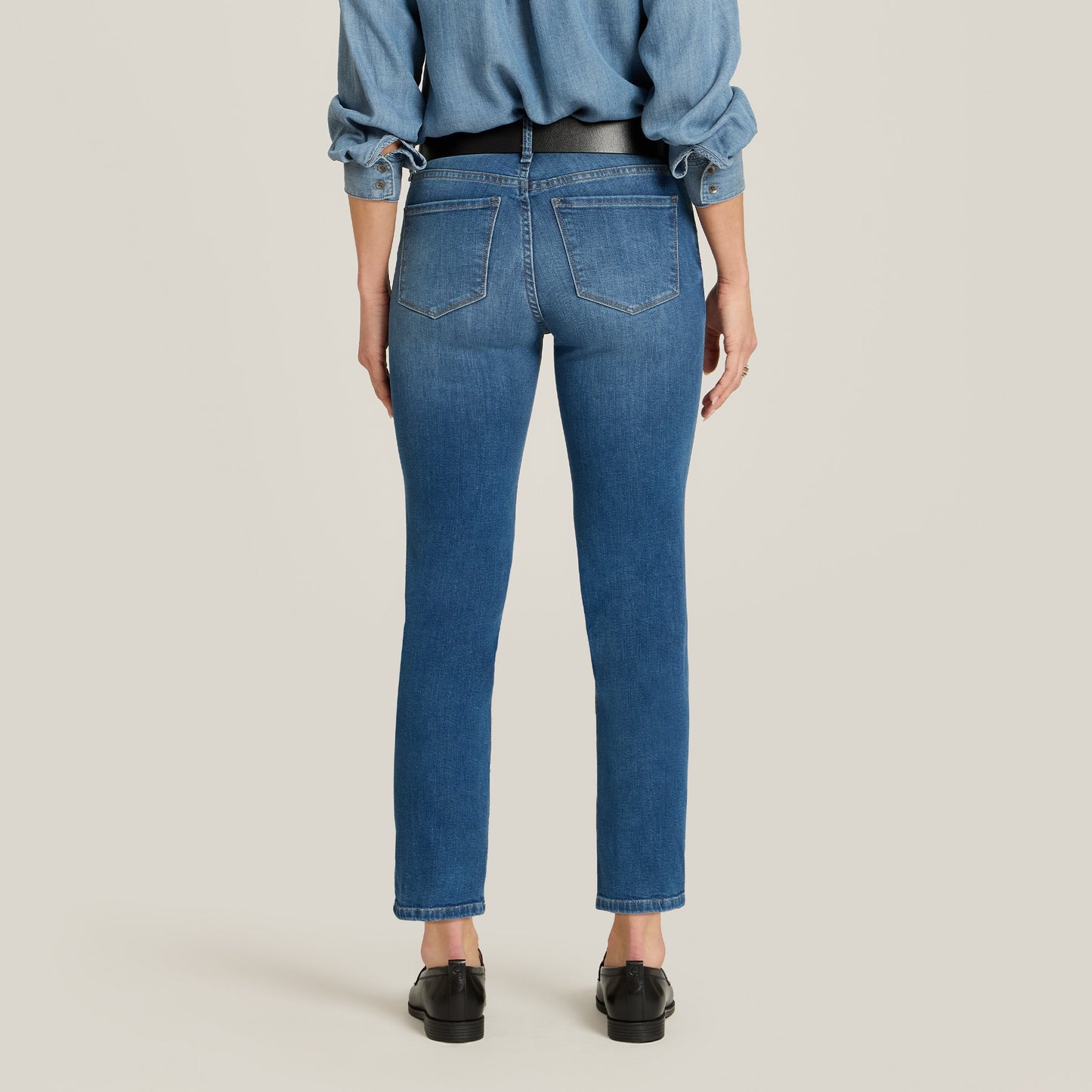Mid Rise Slim Cropped Leg Logan Jeans